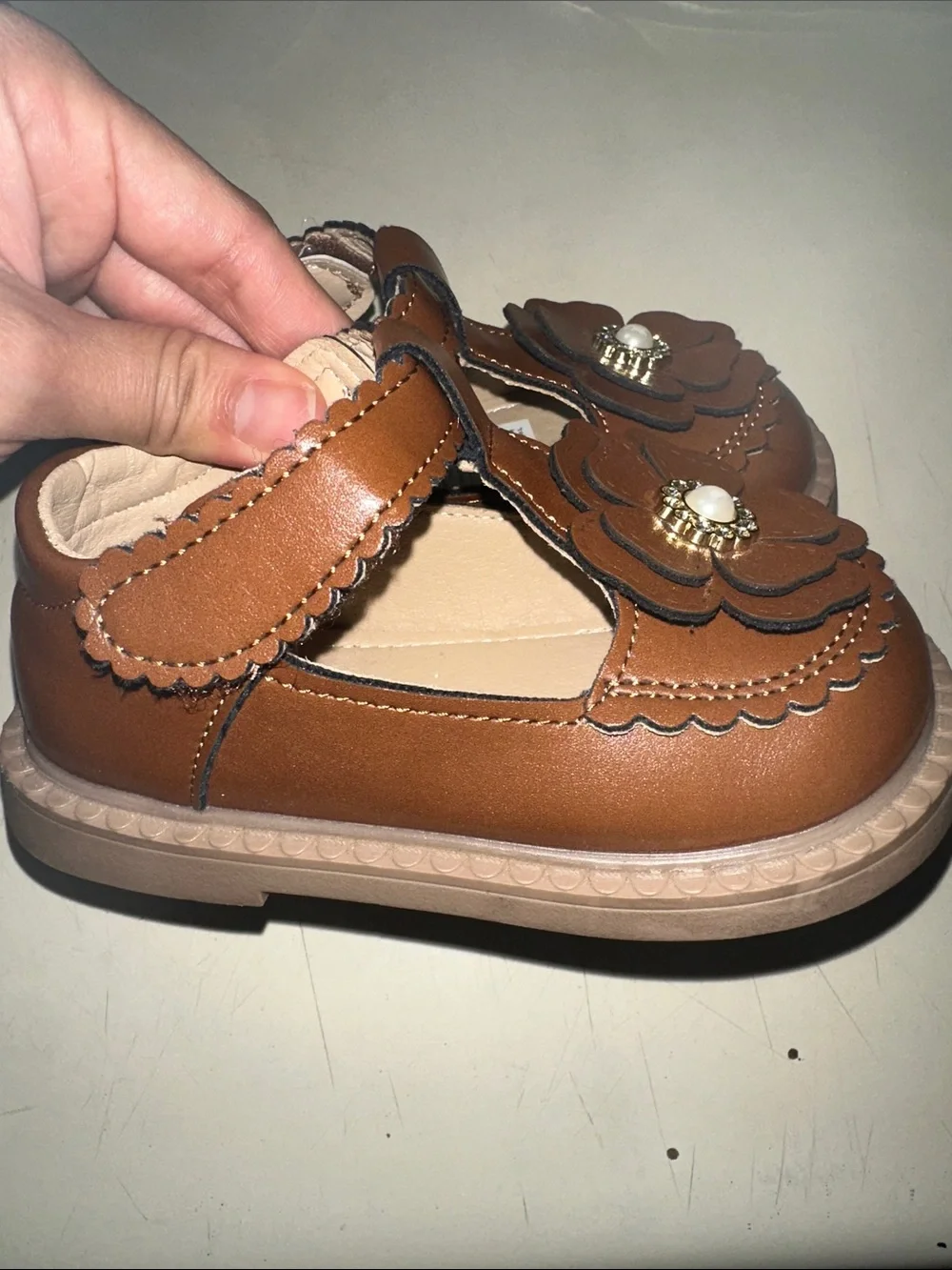 Amazon Brown Girls' T‑Strap Floral Dress Shoes with Pearl Accent